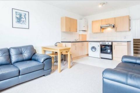 2 bedroom apartment to rent, NW3