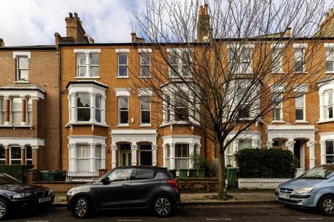 2 bedroom apartment to rent, NW3