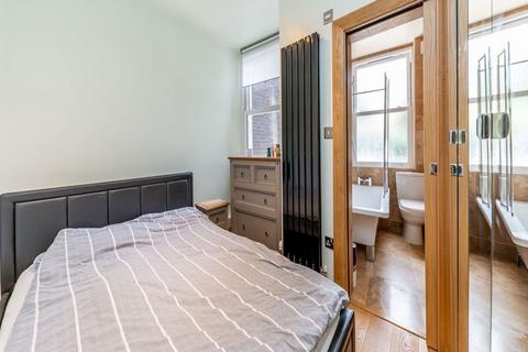 1 bedroom flat to rent, WC1X