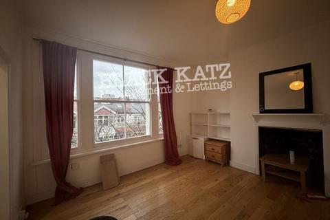 2 bedroom apartment to rent, SW2