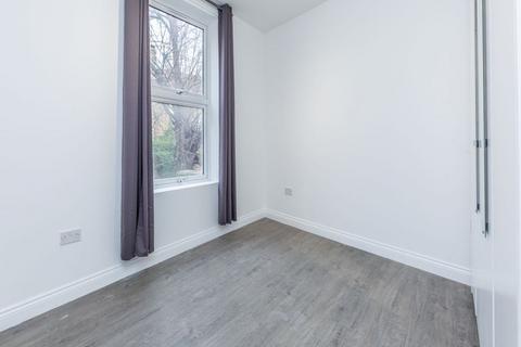 3 bedroom apartment to rent, N16