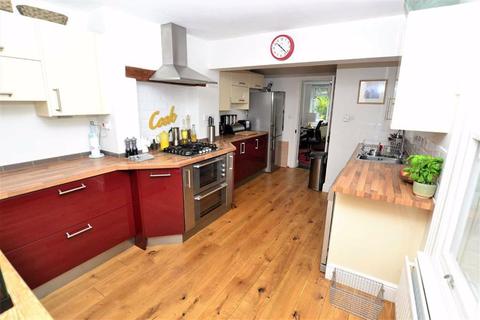 16 Hemdean Hill, Caversham, Reading, RG4 7SB