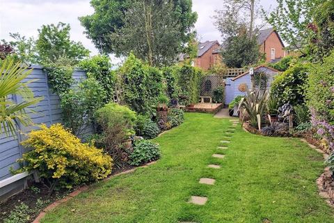 16 Hemdean Hill, Caversham, Reading, RG4 7SB