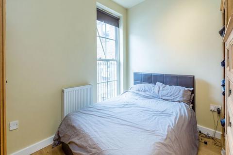 1 bedroom flat to rent, EC1V