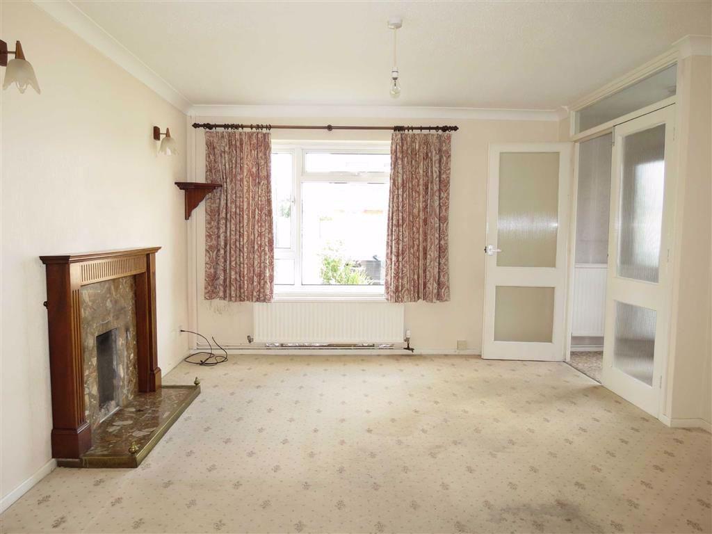 Lythwood Road, Bayston Hill... 3 bed semidetached house £215,000