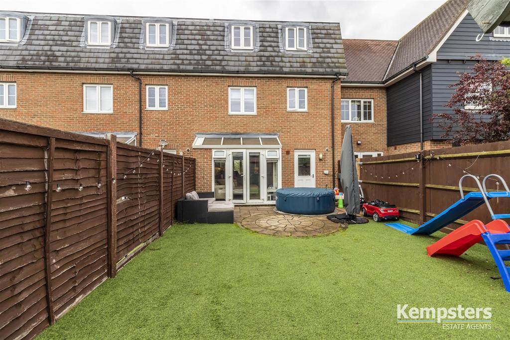 Rear Garden 3.jpg