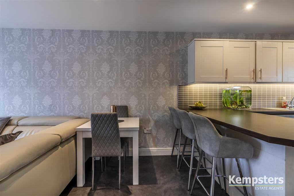 Kitchen 7.jpg