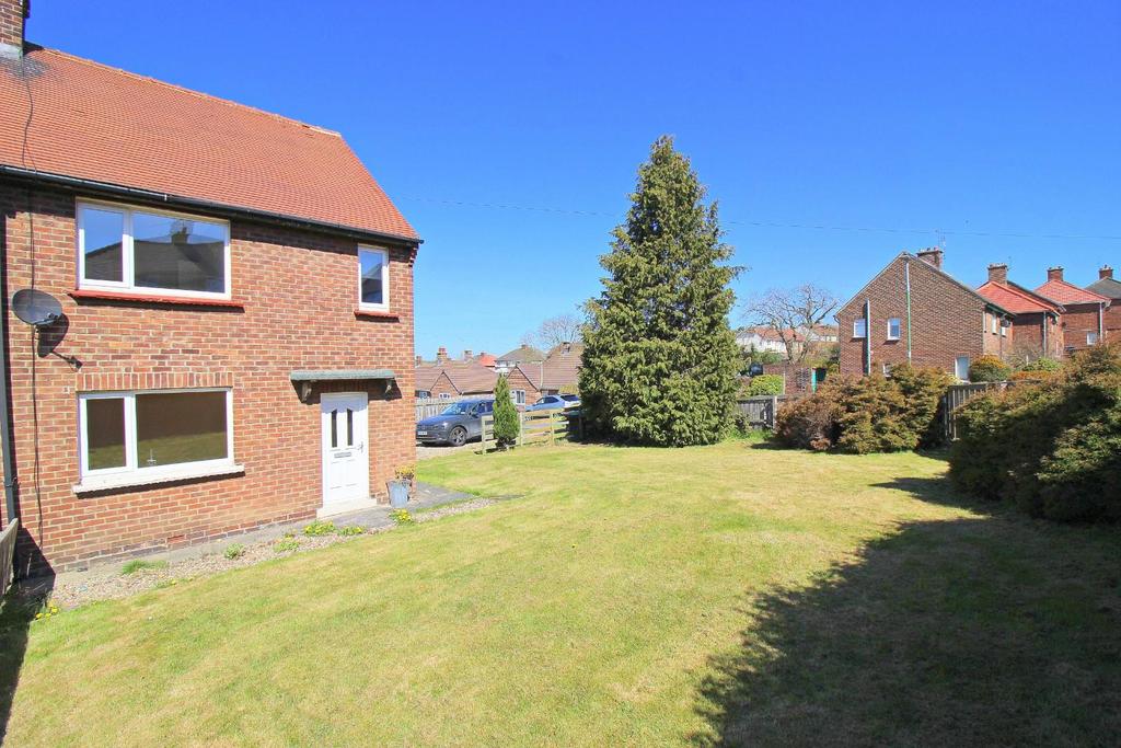 Eastern Avenue, Langley Park, Durham 3 bed semidetached house £99,950