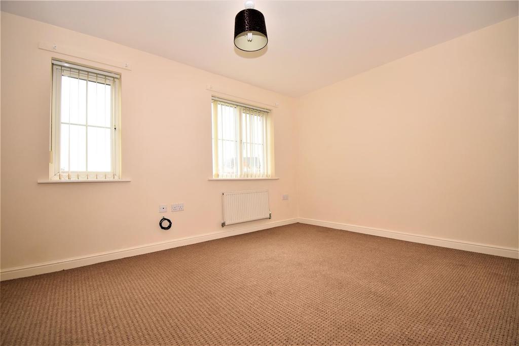 St James Place, Bottesford, Scunthorpe 3 bed terraced house £650 pcm