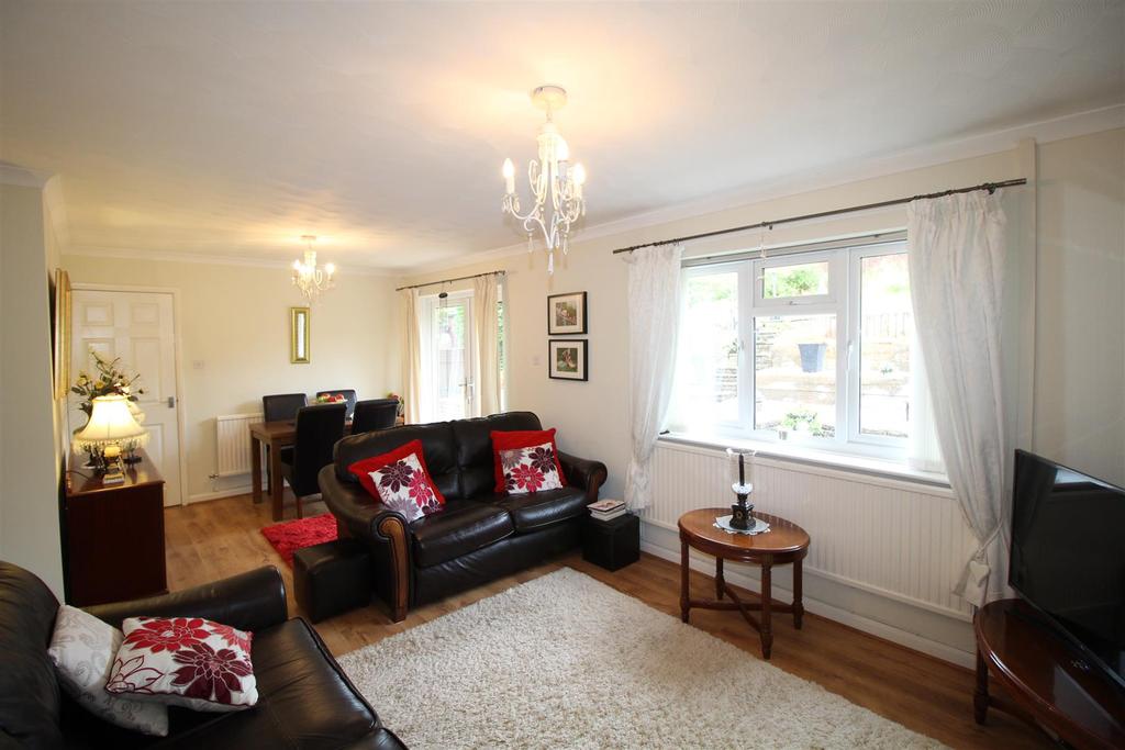 CwmCwddy Drive, Rhiwderin Heights... 3 bed bungalow £245,000