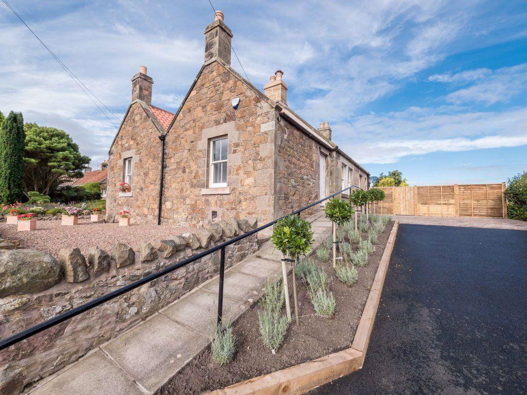DREM, EAST LOTHIAN, EH39 5AP 2 bed semidetached house £1,400 pcm (£