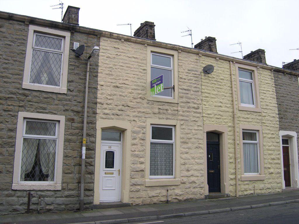 Spring Street, Rishton Blackburn 3 bed terraced house £395 pcm (£91 pw)