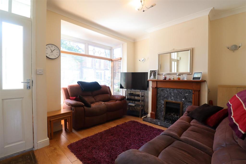 Westbourne Grove, Hessle 3 bed terraced house £159,950