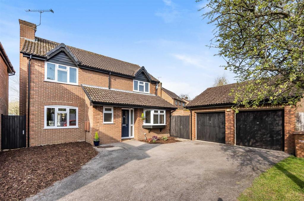 Ouse Close, Valley Park, Chandlers Ford 4 bed detached house £580,000