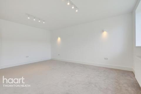160 Bensham Manor Road, Thornton Heath, CR7 7AW