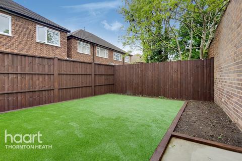 160 Bensham Manor Road, Thornton Heath, CR7 7AW