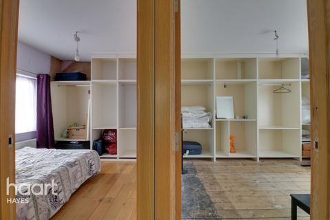 8 Commonwealth Avenue, Hayes, UB3 2PL