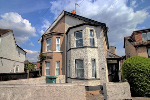 211 Laleham Road, Staines-upon-thames, TW18 2NS