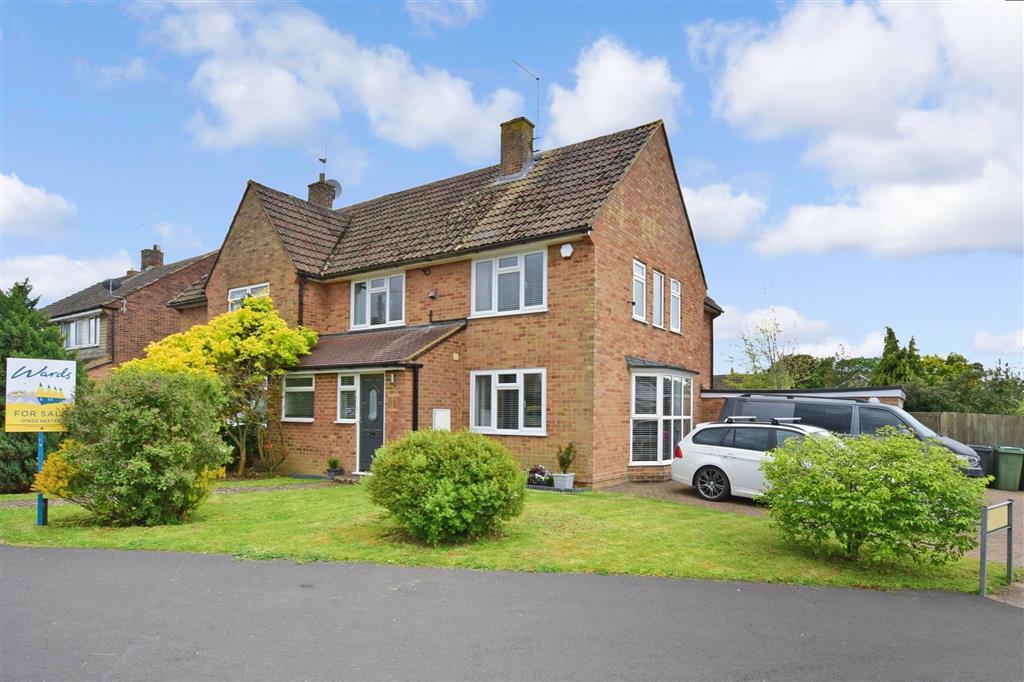 Beverley Road, Maidstone, Kent 4 bed semidetached house £495,000