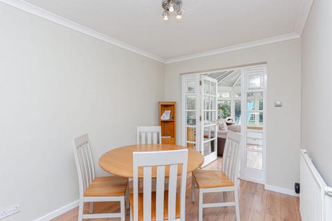 16 Cameron Knowe, Philpstoun, Linlithgow, EH49 6RL
