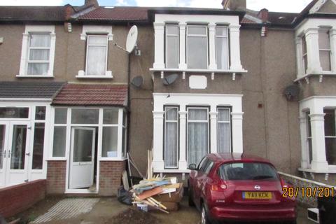 1 bedroom flat to rent - Aldborough Road South,  Ilford, IG3