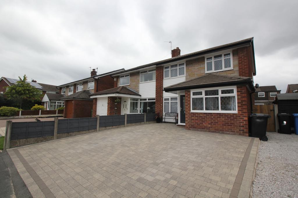 Dunster Drive Flixton 3 bed semidetached house £284,950