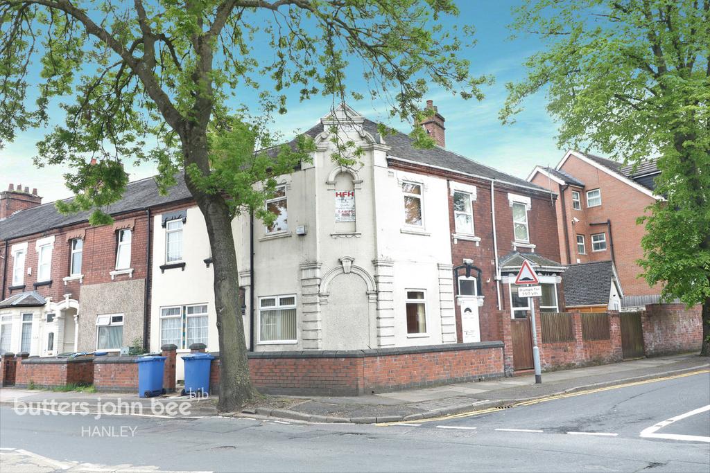 Campbell Road, StokeOnTrent ST4 4DX 3 bed end of terrace house for