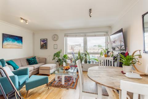 12 Wager Street, London, E3 4JE