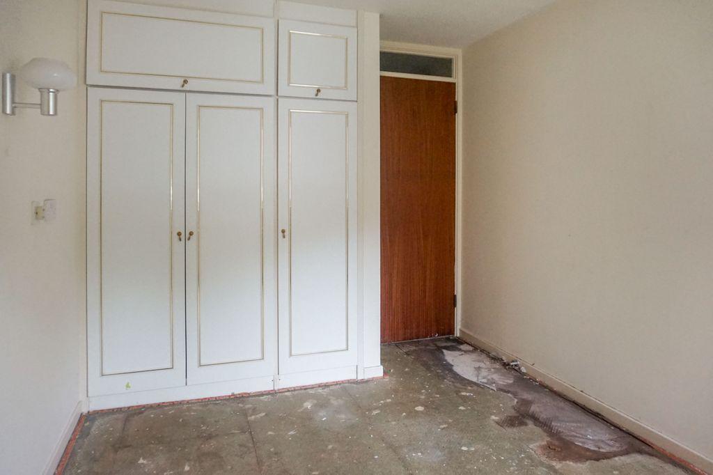 Bedroom 1 (Double)