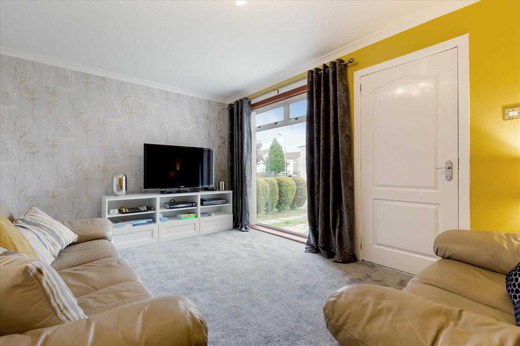 Allan Place, Gardenhall, EAST KILBRIDE 3 bed semidetached house £180,000