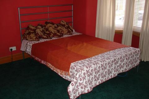 4 bedroom house share to rent, Bannerman Road
