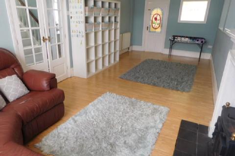 3 Blaenau Road, Llandybie, Ammanford, SA18 3YR
