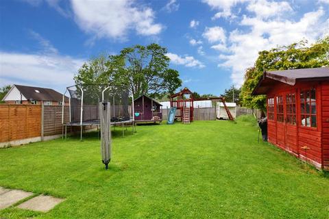 12a Darcy Place, Ashtead, KT21 1SN