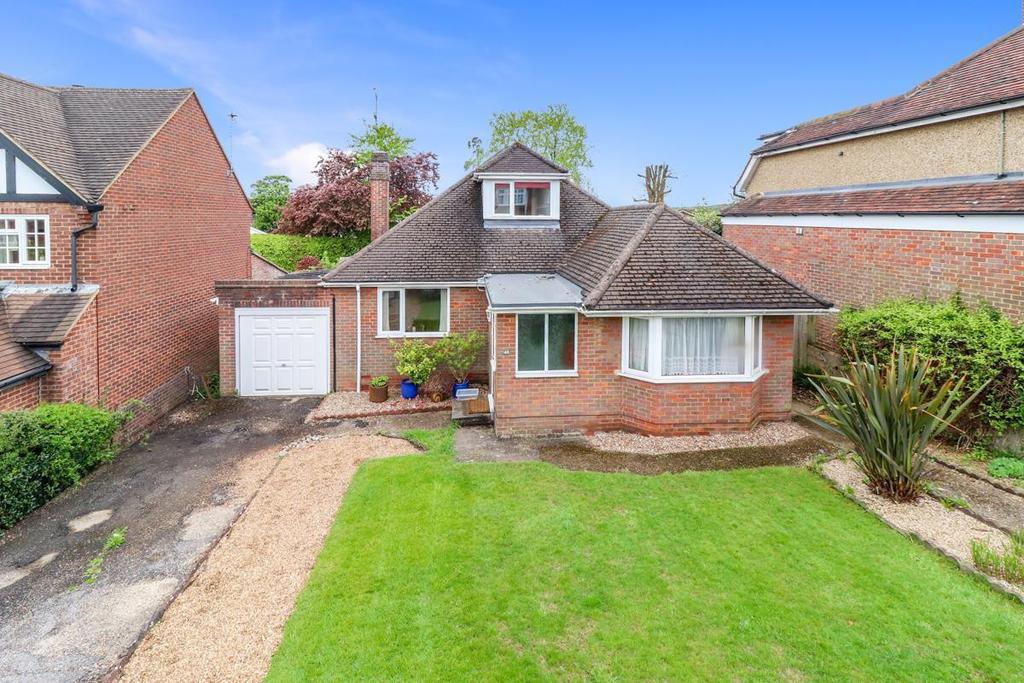Lowndes Avenue, Chesham, HP5 5 bed chalet £750,000