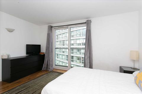 Studio to rent - NEW PROVIDENCE WHARF, 1 FAIRMONT AVENUE, DOCKLANDS