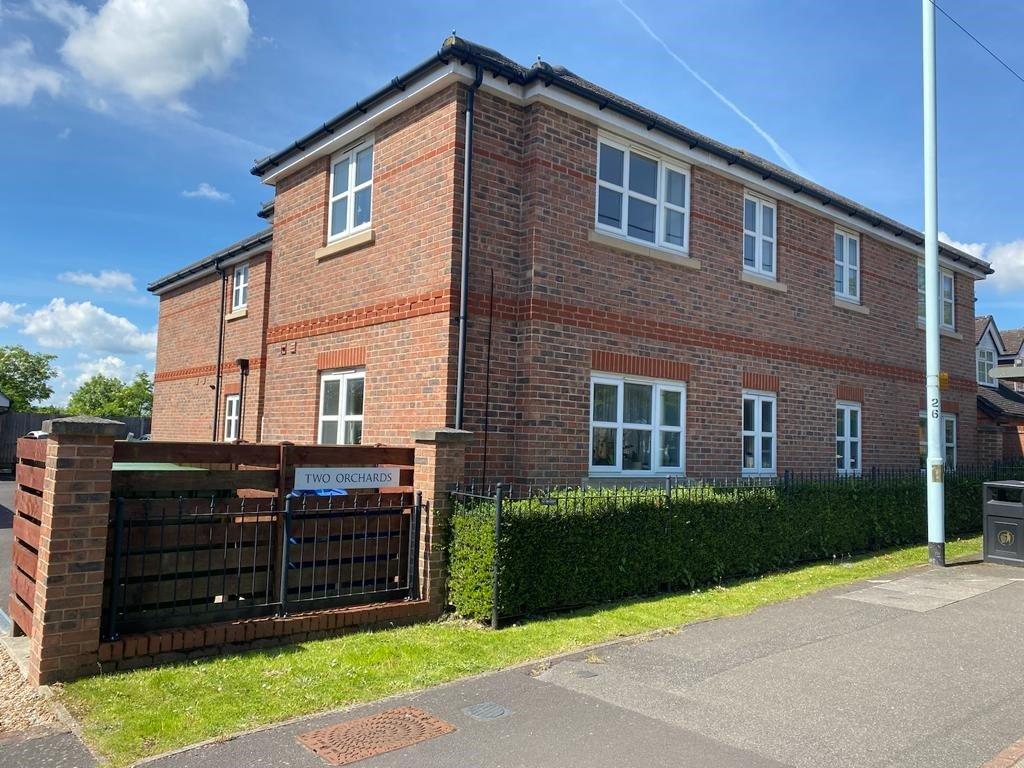 Wokingham Road, Bracknell, Berkshire, RG42 2 bed apartment £249,950