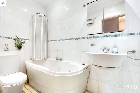 11 Coraline Close, Southall, UB1 2YP