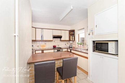 24 Whetstone Road, London, SE3 8PX