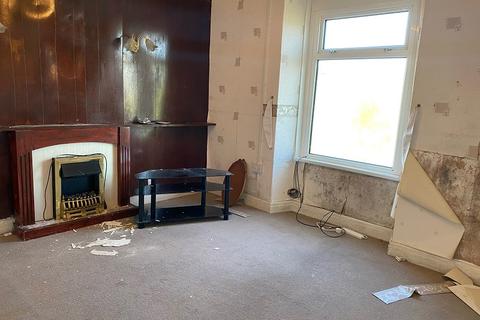 60 Dyffryn Road, Alltwen, Swansea, SA8 3BY