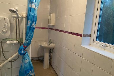 60 Dyffryn Road, Alltwen, Swansea, SA8 3BY