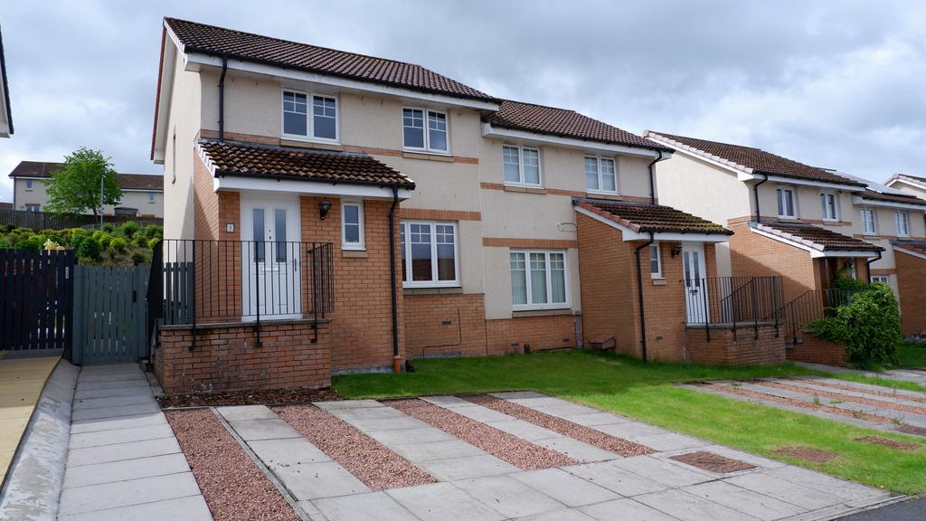 Cedar Place, Barrhead G78 2 bed semidetached villa £135,000