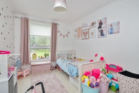 40 Marlowe Gardens, Eltham, London, SE9 1AB