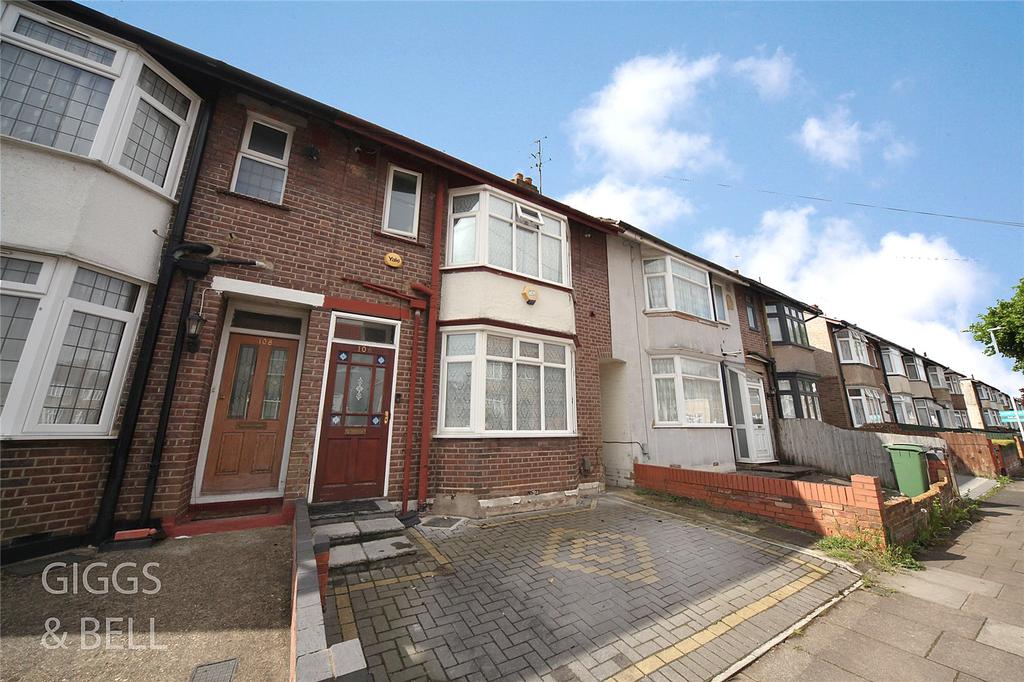 St. Augustine Avenue, Luton, LU3 2 bed terraced house £260,000