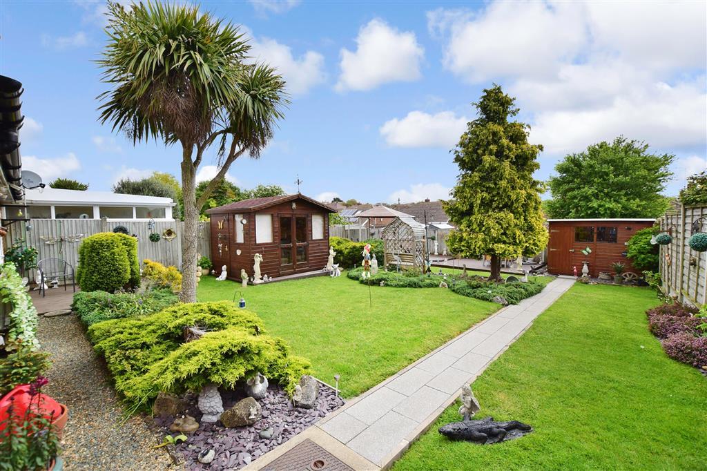 Eskdale Avenue, Ramsgate, Kent 2 bed semidetached bungalow £290,000