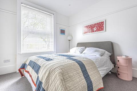107a Albyn Road, London, SE8 4EB