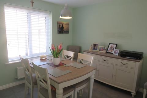 3 Downy Drive, Northampton, NN4 9FB