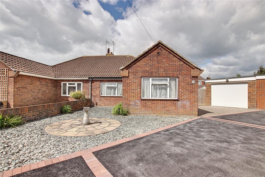 Melrose Close, Worthing, West Sussex... 3 bed bungalow £375,000