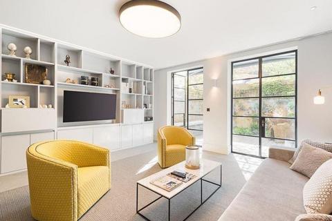 undefined, Devonshire Mews, Chelsea SW10