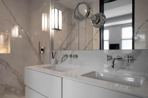 undefined, Devonshire Mews, Chelsea SW10