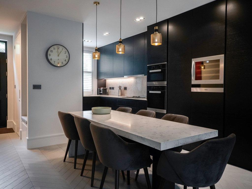 Kitchen/Dining